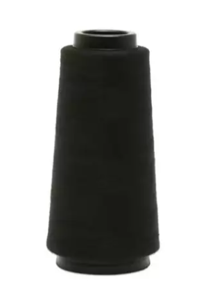 LINHA DE COSTURA PRETA